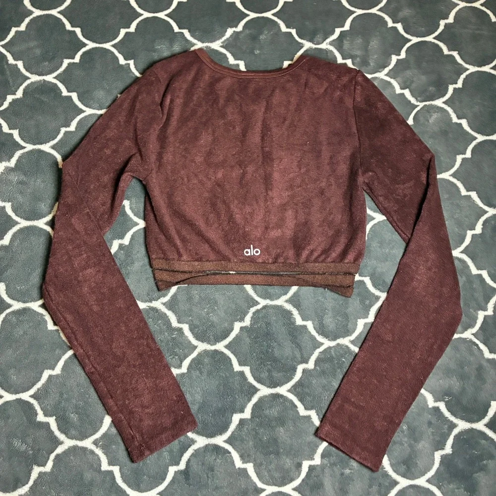 Alo Yoga Long Sleeve Crop Top Burgundy Maroon Criss Cross Waist Athletic Small